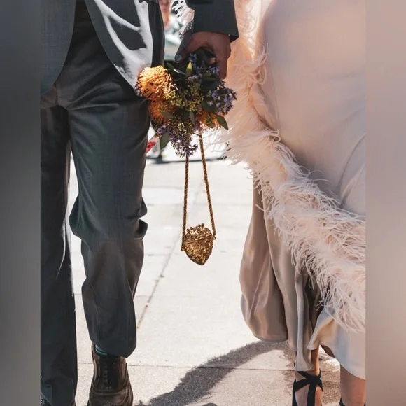 WEDDING Ultra rare Zara limited edition gold heart baroque Purse - Picture 11 of 11